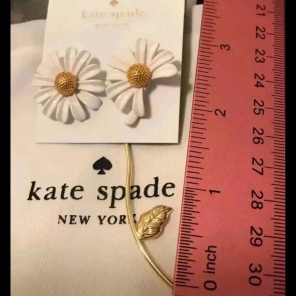 Kate spade asymmetric bloom earrings - Picture 3 of 5